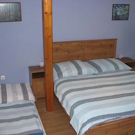 Lilie Guest house
