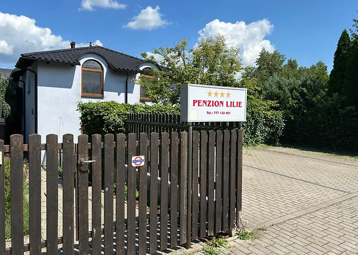Lilie Konukevi Litomyšl